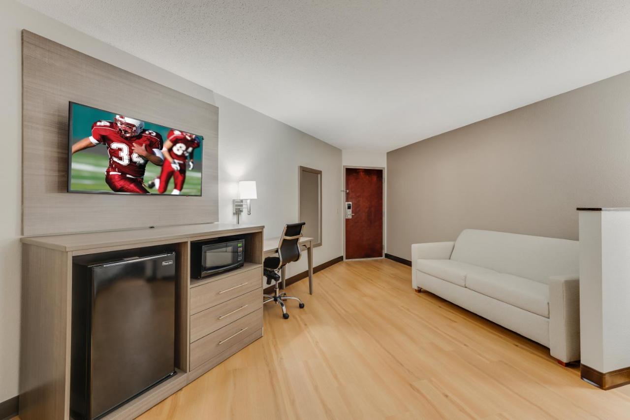 Red Roof Inn & Suites Newport - Middletown, Ri Ngoại thất bức ảnh